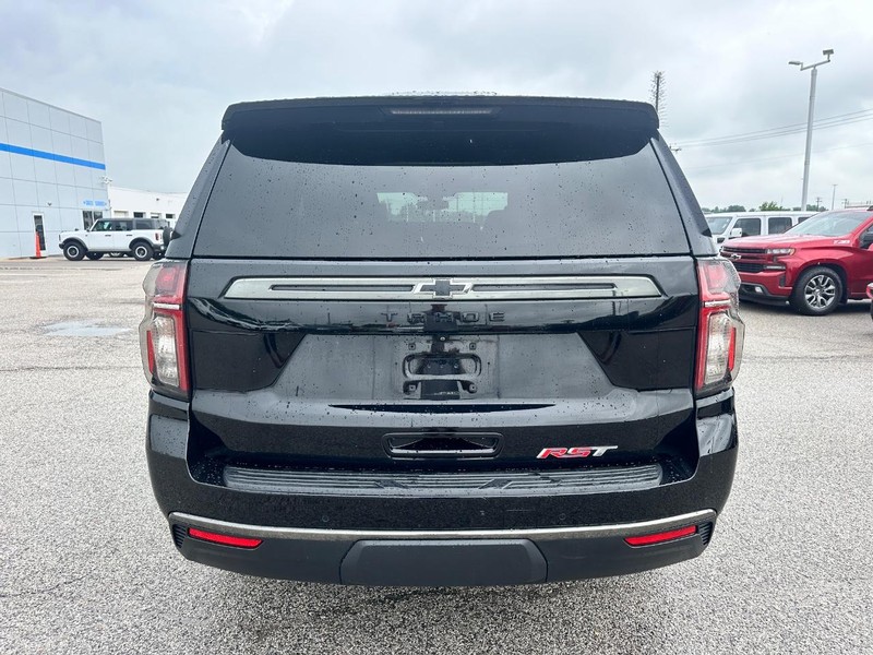 Chevrolet Tahoe Vehicle Full-screen Gallery Image 4