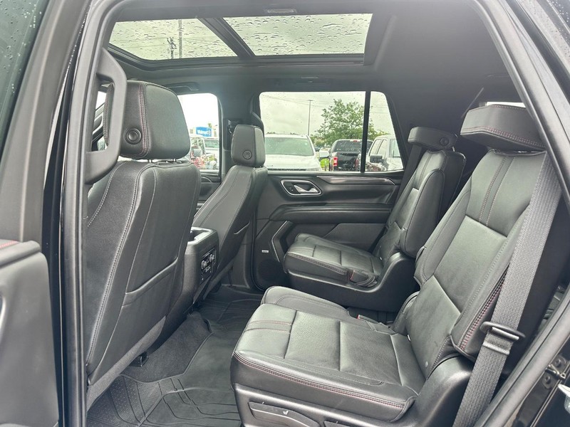 Chevrolet Tahoe Vehicle Full-screen Gallery Image 9