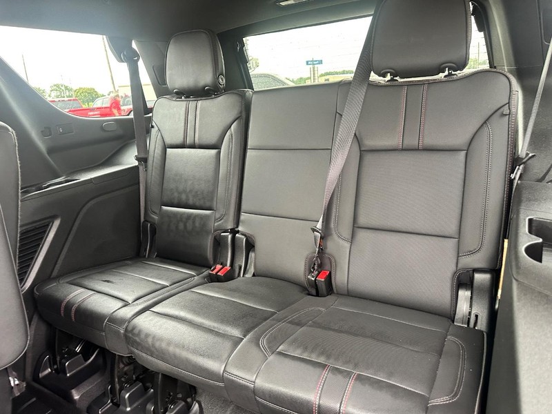 Chevrolet Tahoe Vehicle Full-screen Gallery Image 10