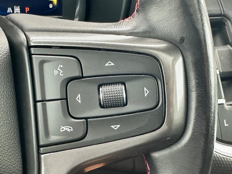 Chevrolet Tahoe Vehicle Full-screen Gallery Image 21
