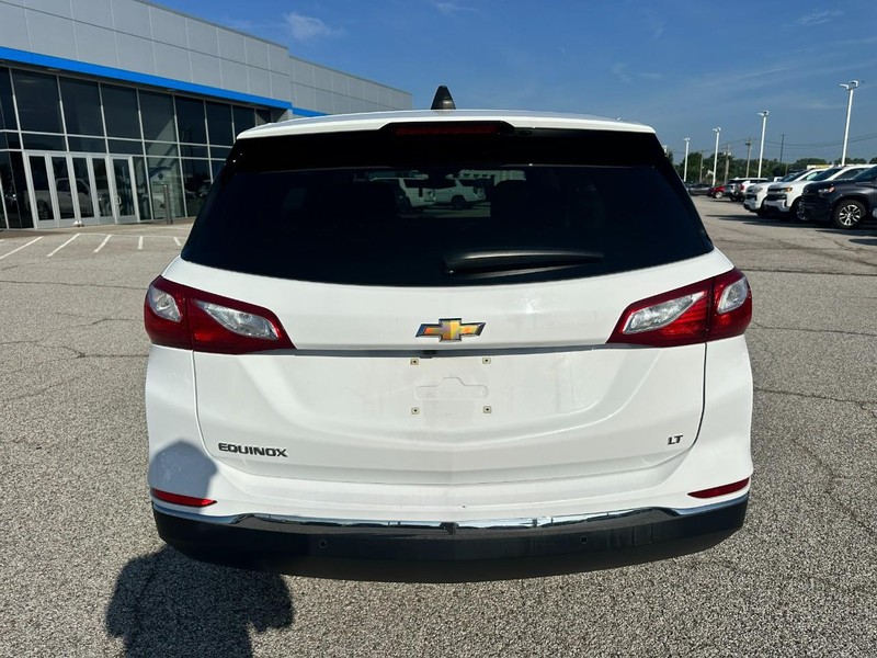 Chevrolet Equinox Vehicle Full-screen Gallery Image 04