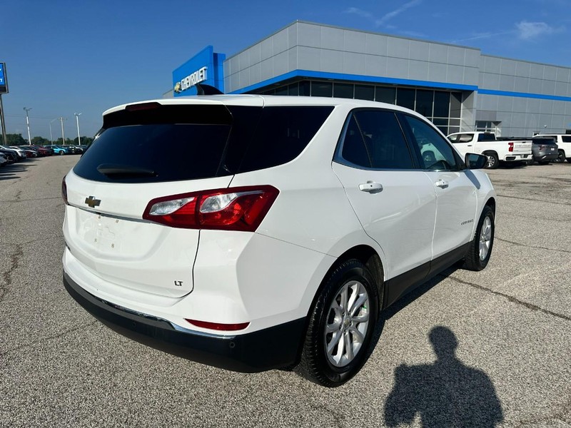 Chevrolet Equinox Vehicle Full-screen Gallery Image 07