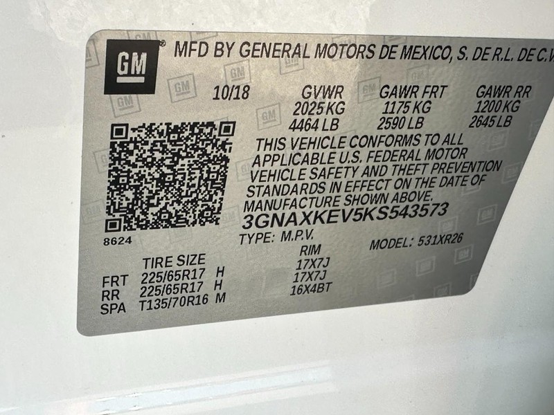 Chevrolet Equinox Vehicle Full-screen Gallery Image 23