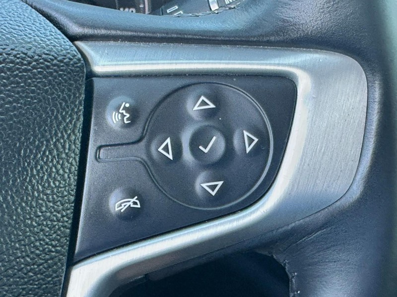 GMC Acadia Vehicle Full-screen Gallery Image 21