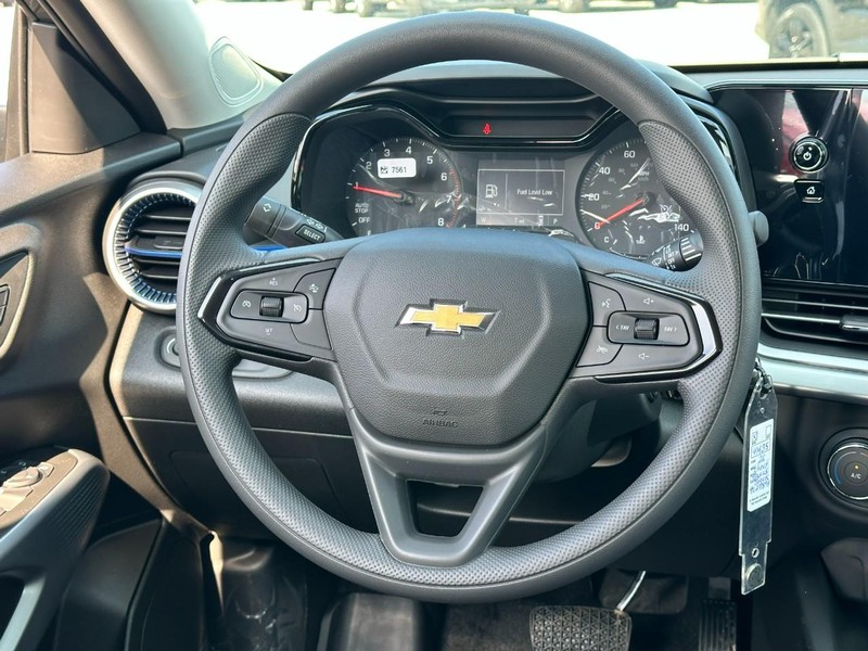 Chevrolet Trax Vehicle Full-screen Gallery Image 6