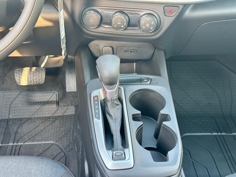 Chevrolet Trax Vehicle Full-screen Gallery Image 8