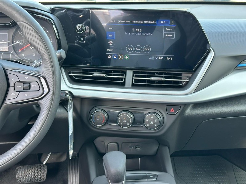 Chevrolet Trax Vehicle Full-screen Gallery Image 7