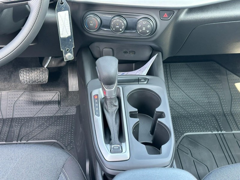 Chevrolet Trax Vehicle Full-screen Gallery Image 8