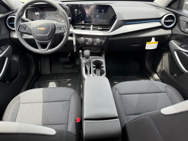 Chevrolet Trax Vehicle Full-screen Gallery Image 6