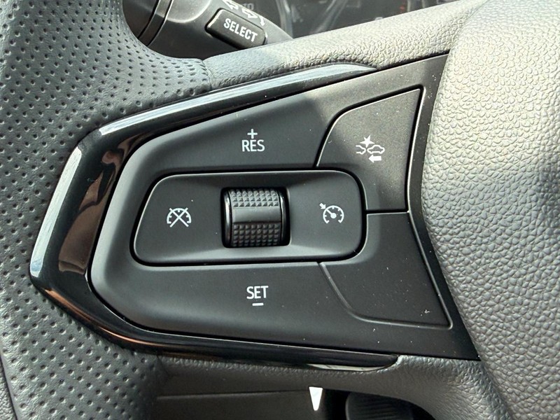Chevrolet Trax Vehicle Full-screen Gallery Image 8