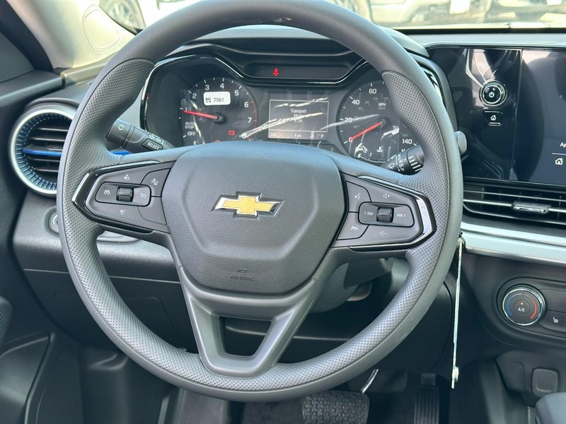 Chevrolet Trax Vehicle Full-screen Gallery Image 6