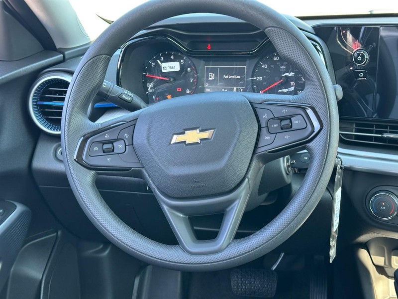Chevrolet Trax Vehicle Full-screen Gallery Image 6