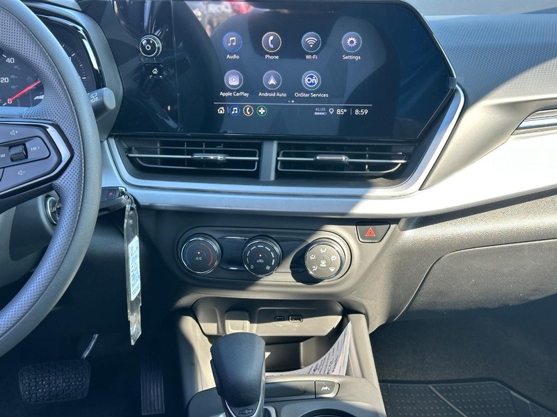 Chevrolet Trax Vehicle Full-screen Gallery Image 7