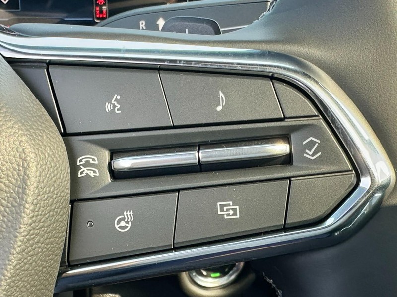 Chevrolet Tahoe Vehicle Full-screen Gallery Image 16