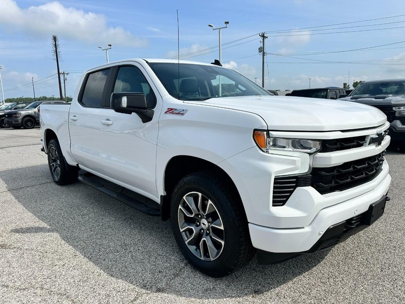 Chevrolet Silverado 1500 Vehicle Full-screen Gallery Image 8