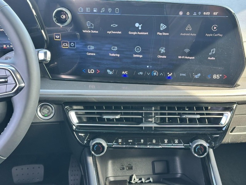 Chevrolet Traverse Vehicle Full-screen Gallery Image 8