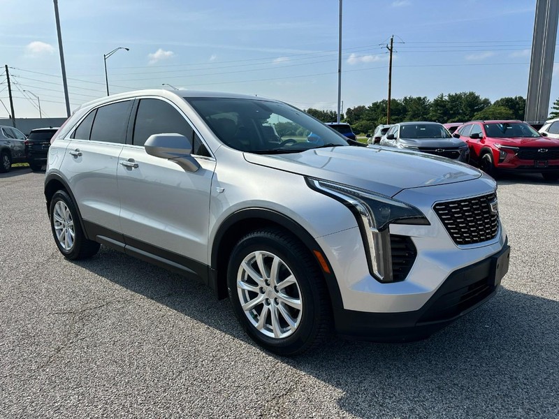 Cadillac XT4 Vehicle Full-screen Gallery Image 08