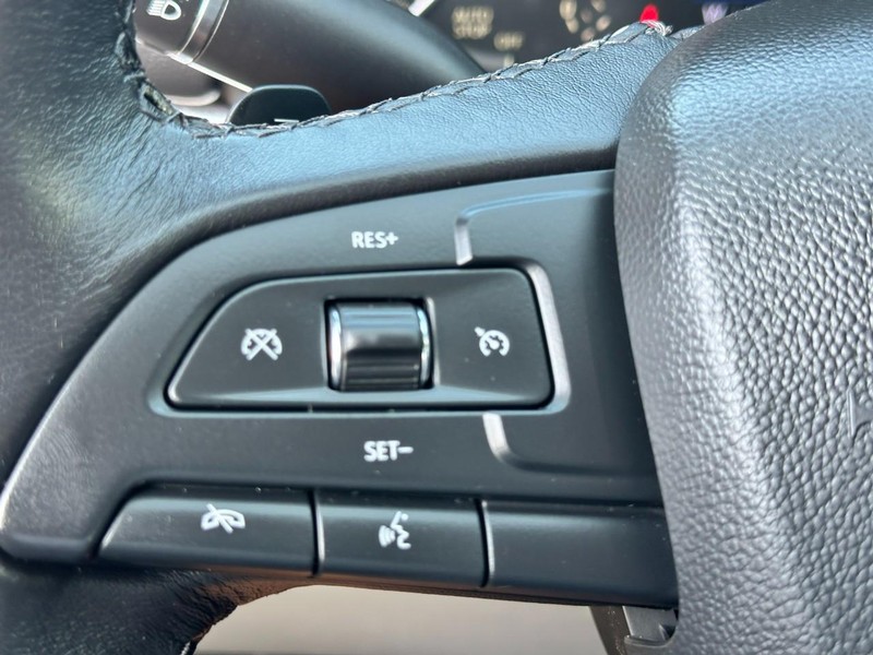 Cadillac XT4 Vehicle Full-screen Gallery Image 18