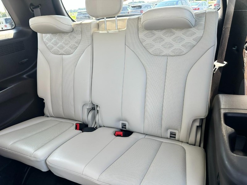 Hyundai Palisade Vehicle Full-screen Gallery Image 11