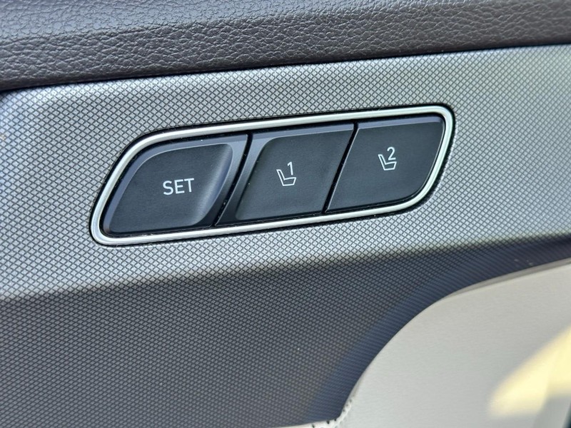 Hyundai Palisade Vehicle Full-screen Gallery Image 20