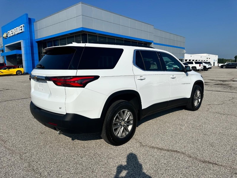 Chevrolet Traverse Vehicle Full-screen Gallery Image 6