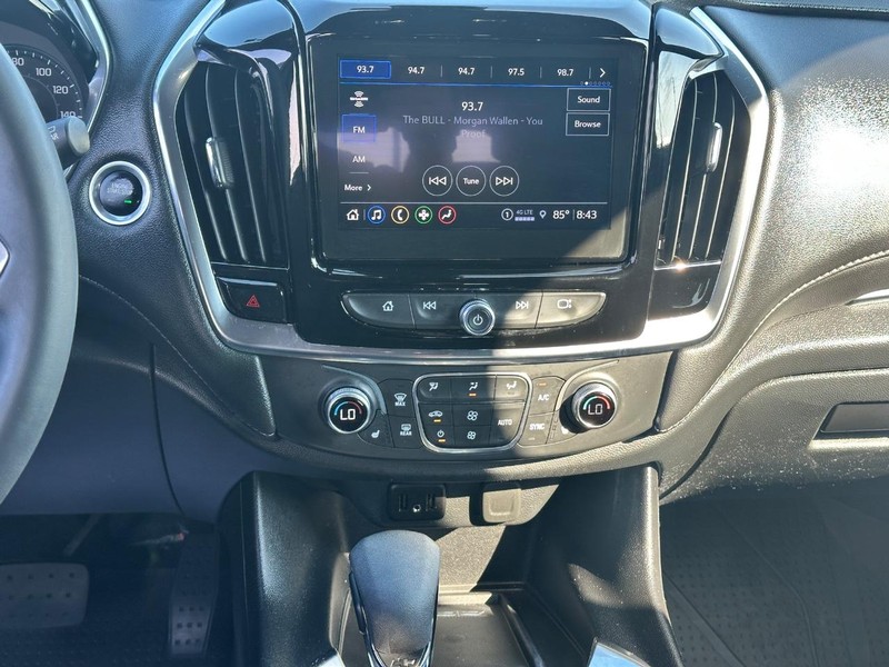 Chevrolet Traverse Vehicle Full-screen Gallery Image 14