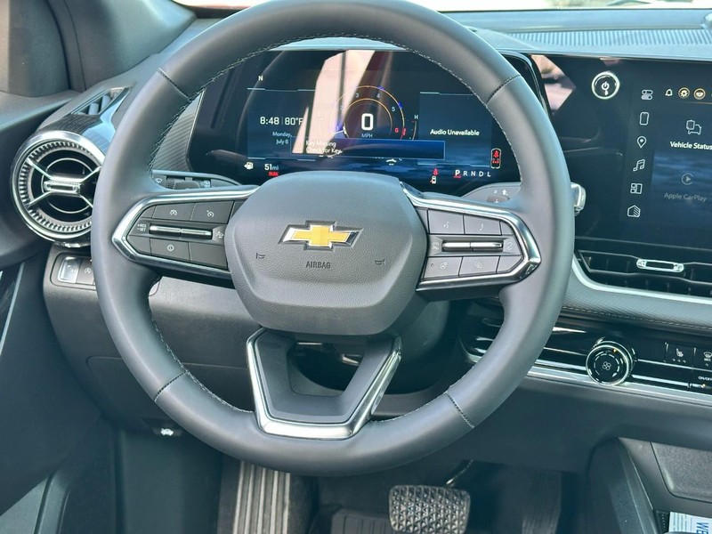 Chevrolet Equinox Vehicle Full-screen Gallery Image 6