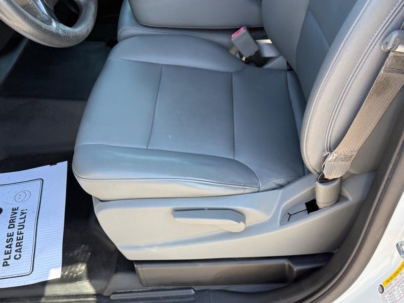 Chevrolet Silverado 1500 Vehicle Full-screen Gallery Image 15