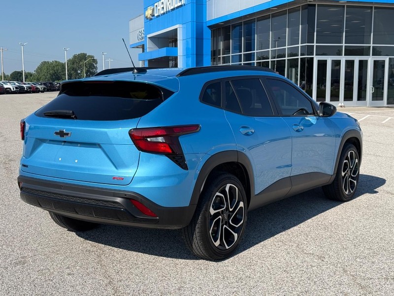 Chevrolet Trax Vehicle Full-screen Gallery Image 7