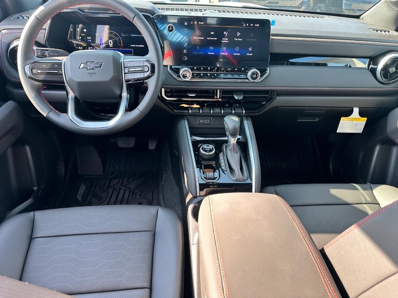 Chevrolet Colorado Vehicle Full-screen Gallery Image 5