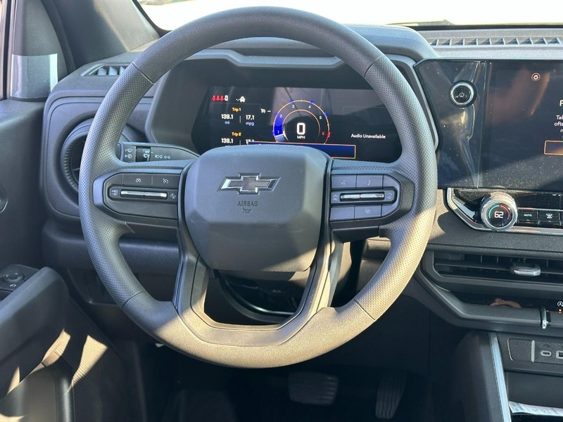 Chevrolet Colorado Vehicle Full-screen Gallery Image 6
