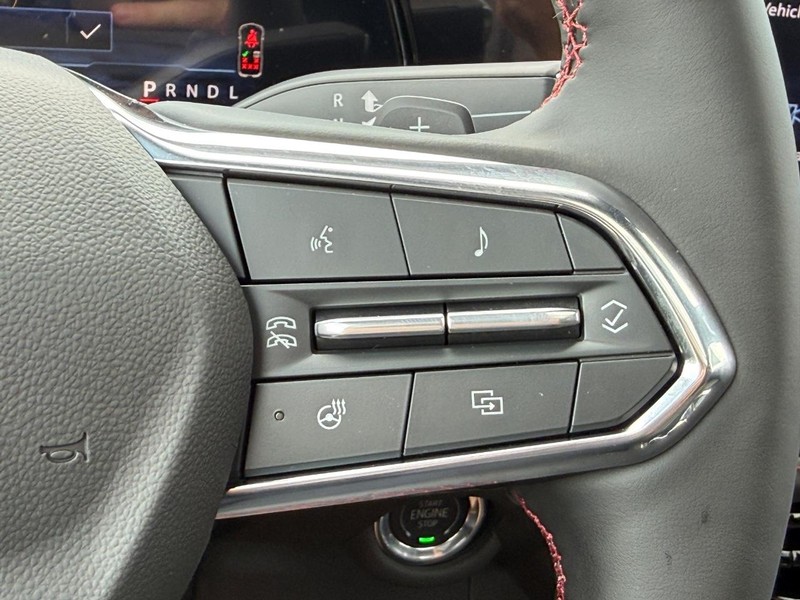 Chevrolet Tahoe Vehicle Full-screen Gallery Image 12