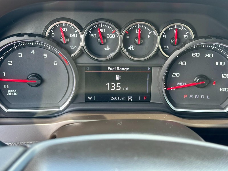 Chevrolet Silverado 1500 LTD Vehicle Full-screen Gallery Image 20