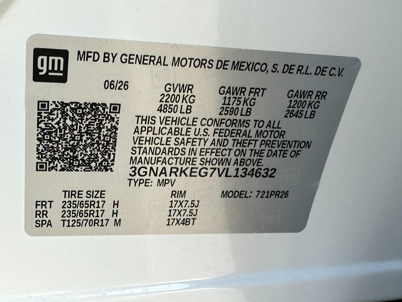 Chevrolet Equinox Vehicle Full-screen Gallery Image 16