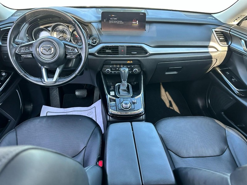 Mazda CX-9 Vehicle Full-screen Gallery Image 14