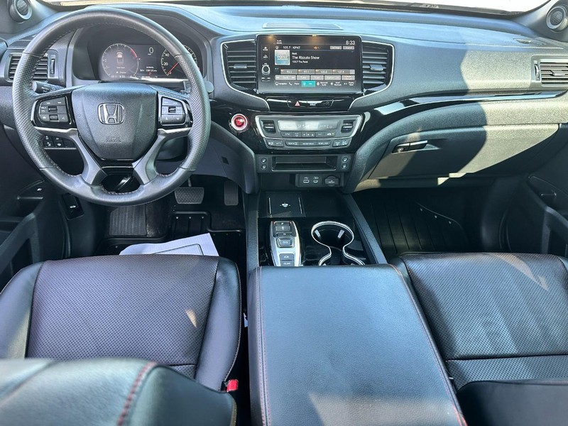 Honda Ridgeline Vehicle Full-screen Gallery Image 13
