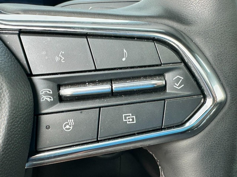Chevrolet Tahoe Vehicle Full-screen Gallery Image 25