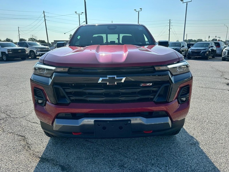 Chevrolet Colorado Vehicle Full-screen Gallery Image 09