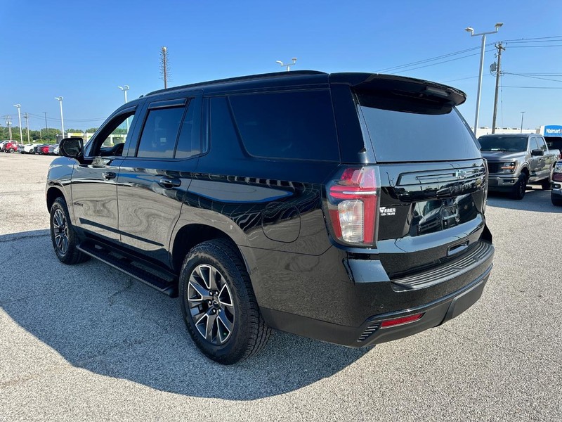 Chevrolet Tahoe Vehicle Full-screen Gallery Image 3