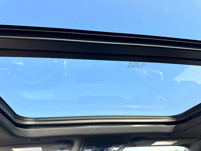 Chevrolet Tahoe Vehicle Full-screen Gallery Image 13