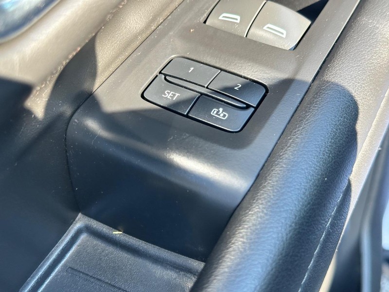 Chevrolet Tahoe Vehicle Full-screen Gallery Image 20