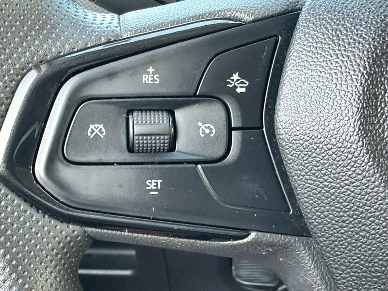 Chevrolet TrailBlazer Vehicle Full-screen Gallery Image 18