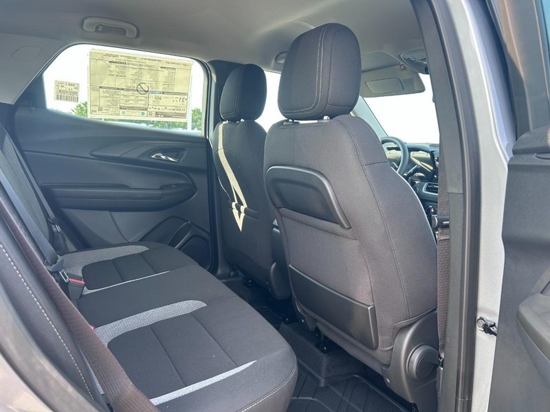Chevrolet TrailBlazer Vehicle Full-screen Gallery Image 5