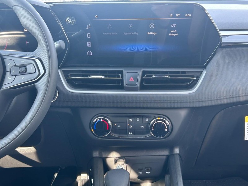 Chevrolet TrailBlazer Vehicle Full-screen Gallery Image 8