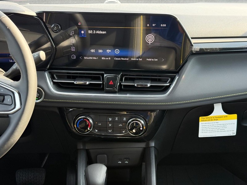 Chevrolet TrailBlazer Vehicle Full-screen Gallery Image 9