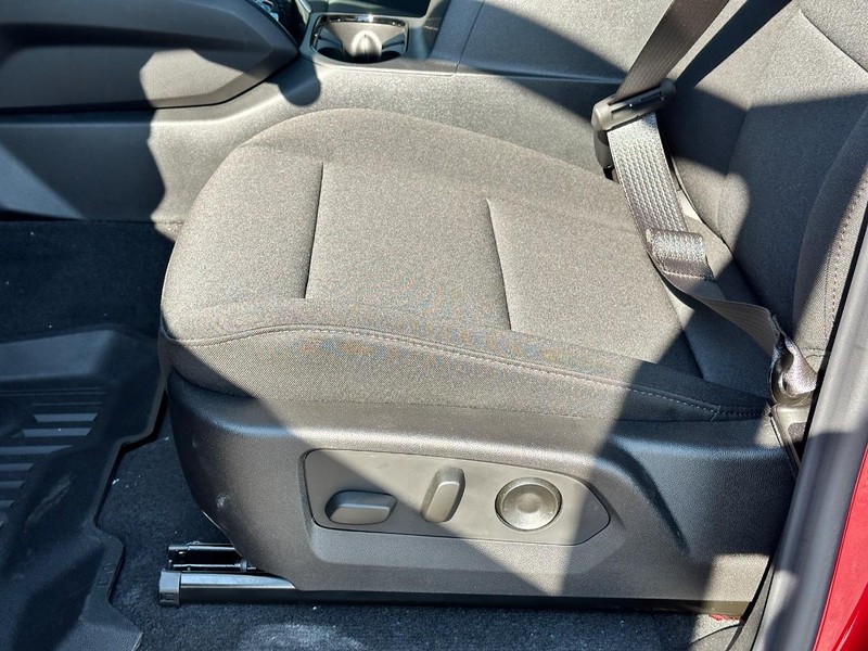 Chevrolet Colorado Vehicle Full-screen Gallery Image 10