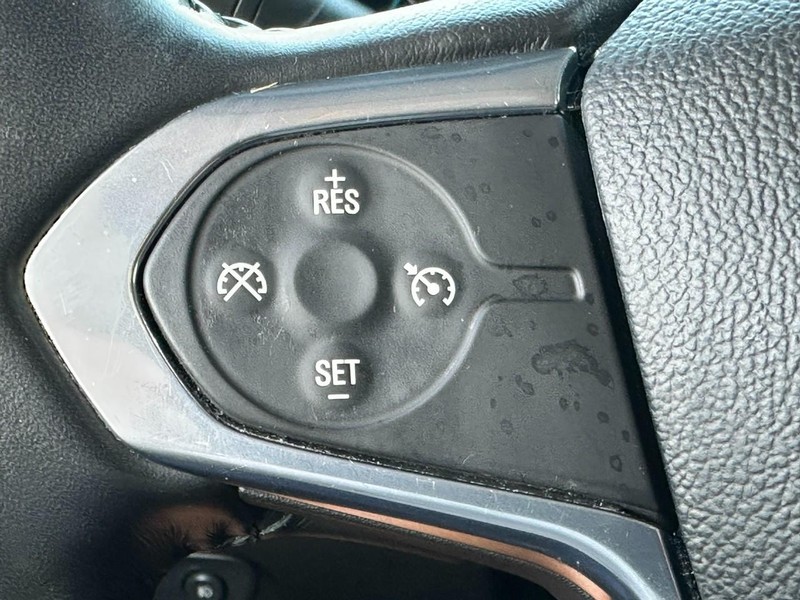 Chevrolet Traverse Vehicle Full-screen Gallery Image 20