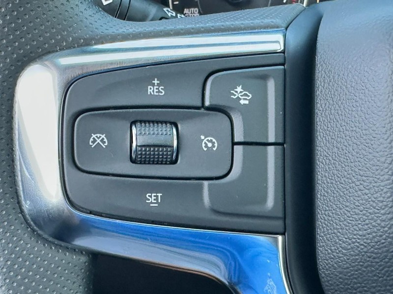 Chevrolet Blazer Vehicle Full-screen Gallery Image 11