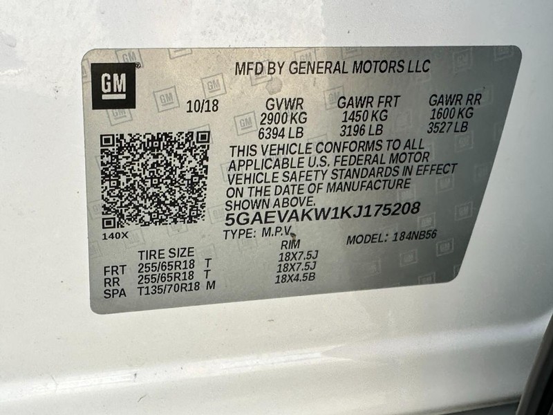 Buick Enclave Vehicle Full-screen Gallery Image 27
