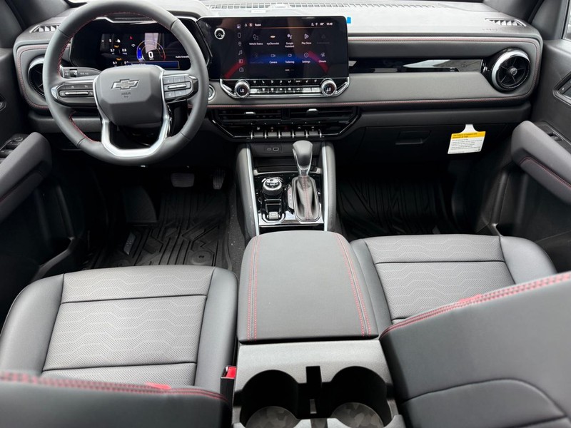 Chevrolet Colorado Vehicle Full-screen Gallery Image 7